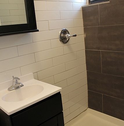 4th image of 555 Gates Ave APT 4A
