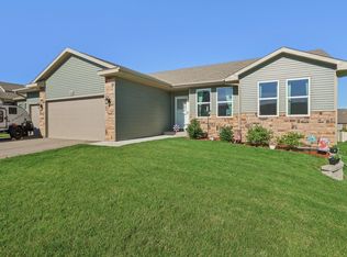 302 Olson Ave, Belleville, WI 53508