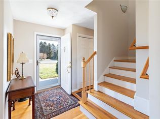 150 N Weeden Rd, South Kingstown, RI 02879