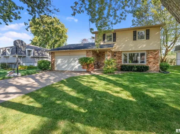 116 S Park View Dr, Park View, IA 52748