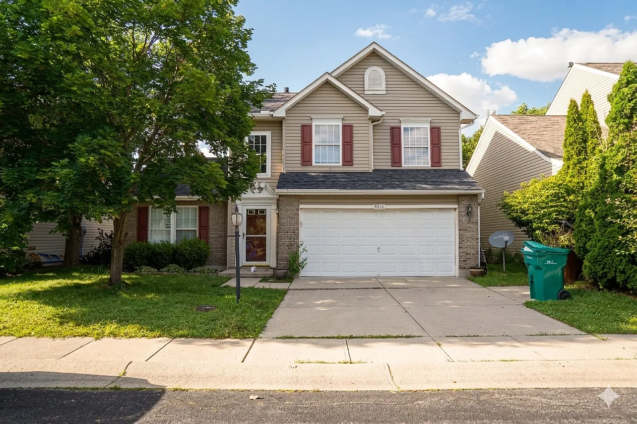 3 bed, 2.5 bath, 1530 sqft, $2,350 — Photo 1