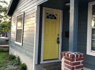 3323 W Laurel St, San Antonio, TX 78228