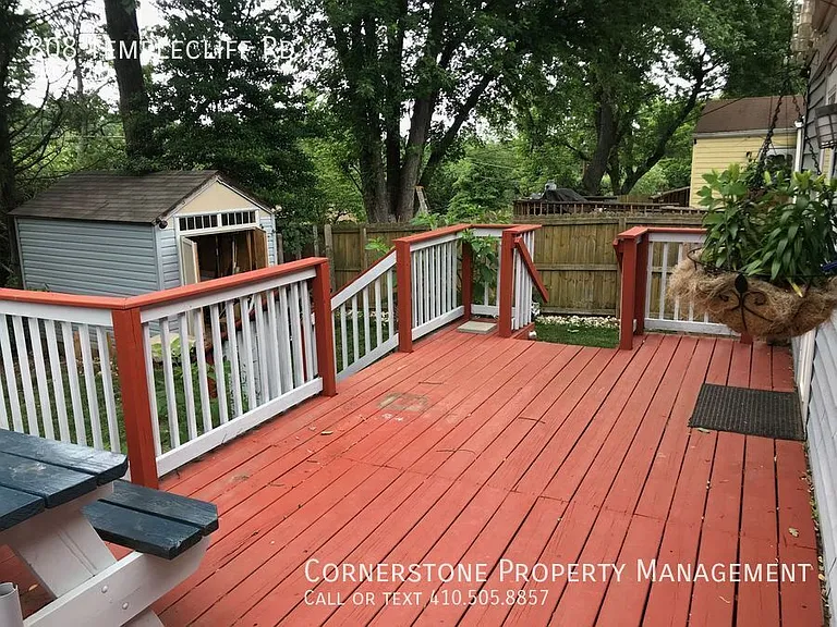 808 Templecliff Rd — Photo 24