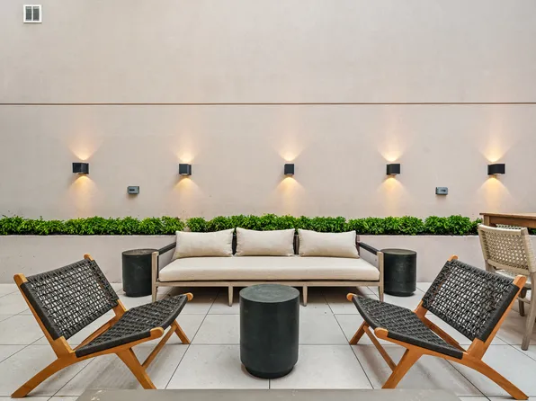 526 Baltic Street image 13 of 55