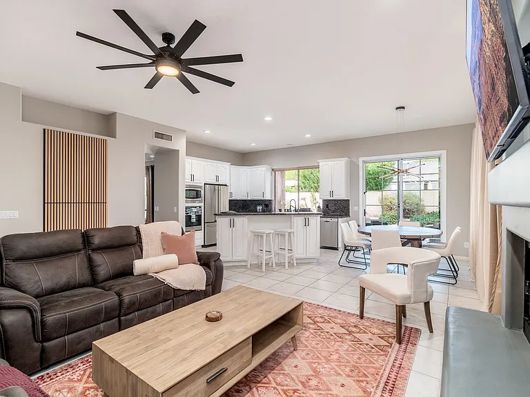 5238 E Helena Dr — Photo 13