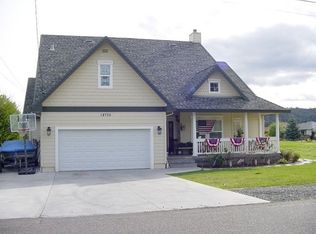 18755 Deer Hollow Rd, Hidden Valley Lake, CA 95467