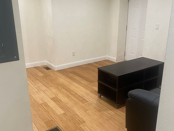 3rd image of 136 1/2 Henry St #1