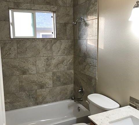 3rd image of 4141 Apostolo Cir