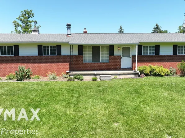 8366 Smith Rd, Gaines, MI 48436