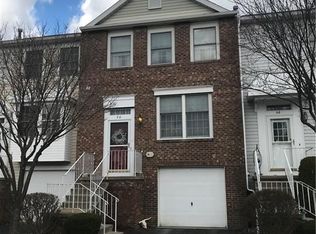 70 Jordache Ln, Spencerport, NY 14559