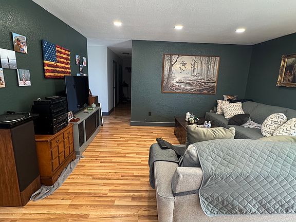 5th image of 1304 Mirage Dr