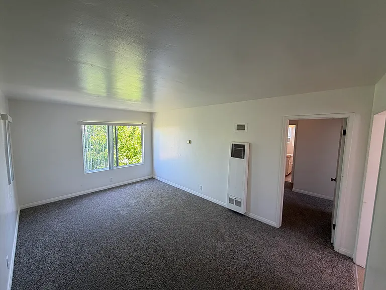 1841 S Tremont St #4 — Photo 15
