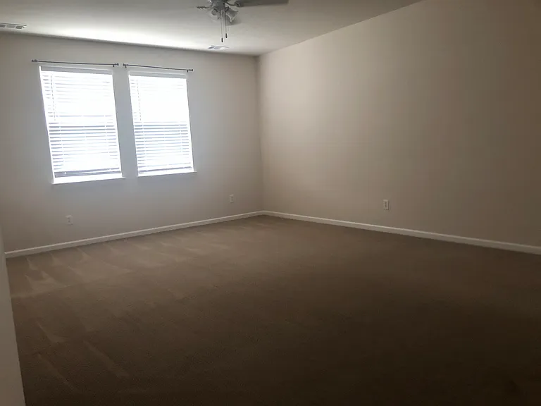 716 Arbor Springs Dr — Photo 20