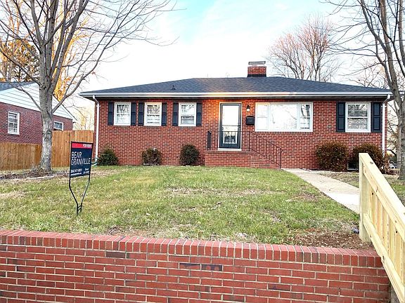 2nd image of 7507 Oakmont Dr