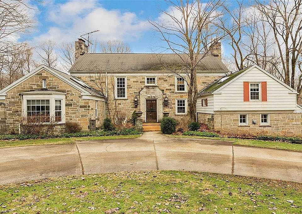 1st image of 100 Mill Hollow Dr