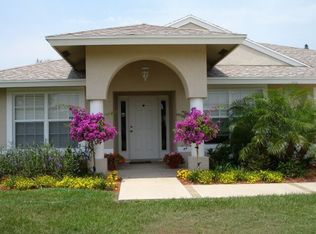 1380 SE Bayharbor St, Port Saint Lucie, FL 34983