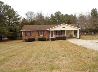 704 Islington Rd, Warsaw, VA 22572