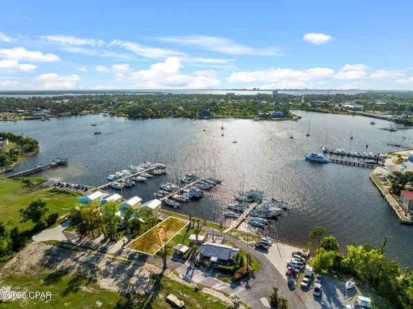 327 Abbie Rd, Panama City, FL 32401