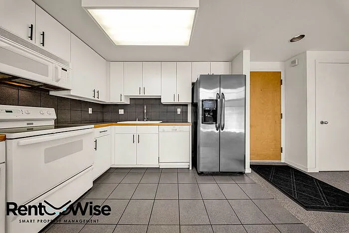 68 McCoppin St #8 — Photo 8