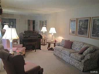 4th image of 2580 Wedgwood Dr W