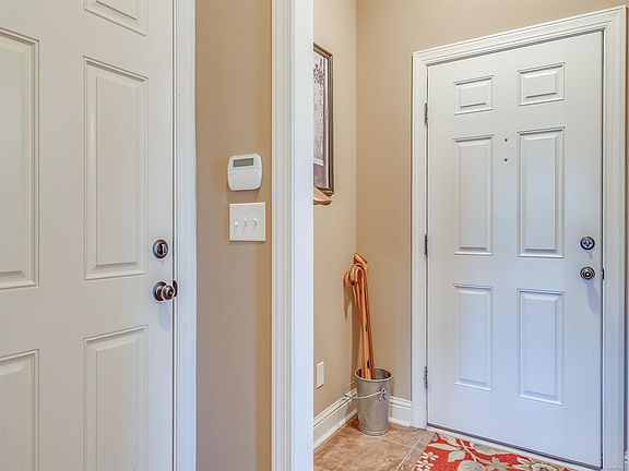 3rd image of 13 Shelton Pl