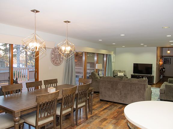 5th image of 2086 Hillcrest Dr