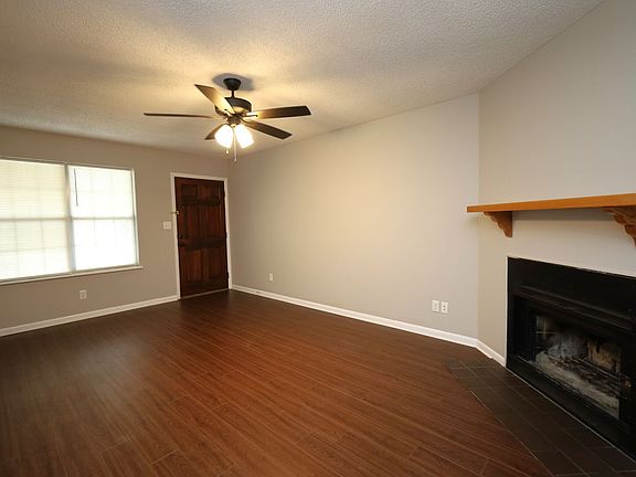 3rd image of 1 Wooddale Dr #A