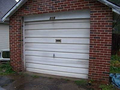 1 Stall, Detached Garage