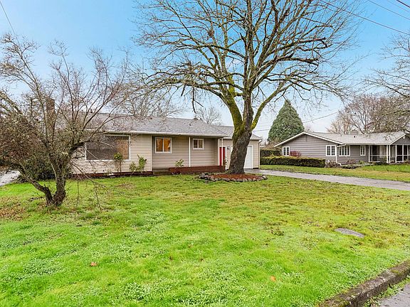 3rd image of 389 Apple Blossom Ave N