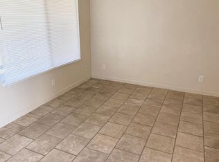 132 W 18th St #12, Merced, CA 95340