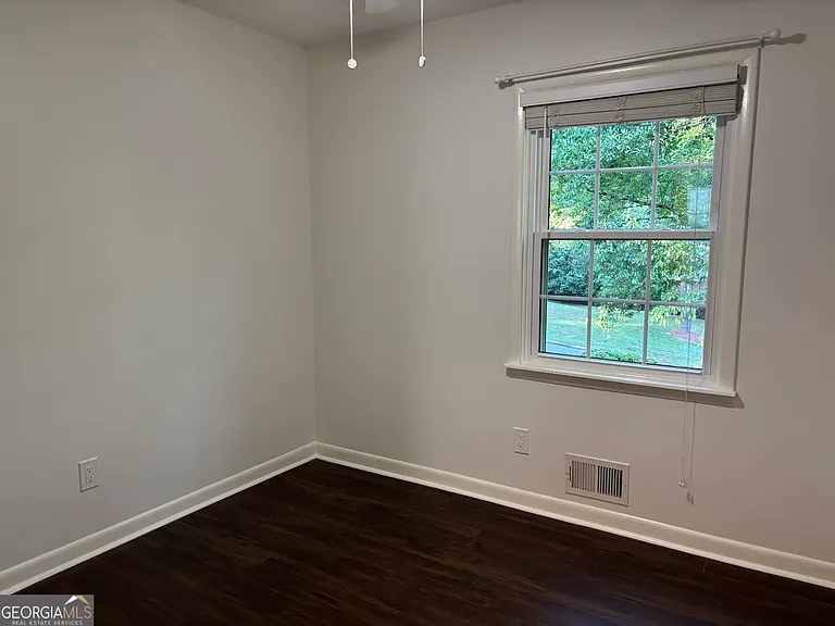 126 Azalea Dr — Photo 14