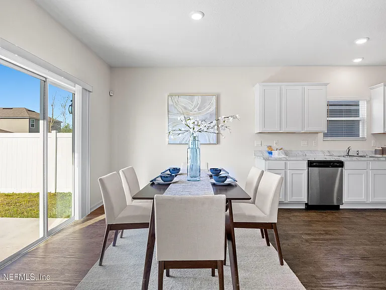 2555 Oak Stream Dr — Photo 10