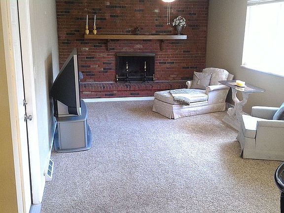 5th image of 13206 E Exposition Ave