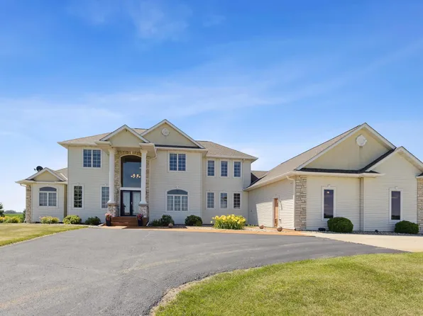 23535 York Rd, Hutchinson, MN 55350