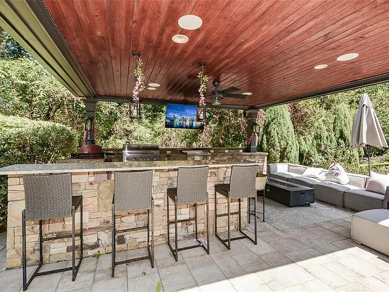 2210 Spalding Dr — Photo 88