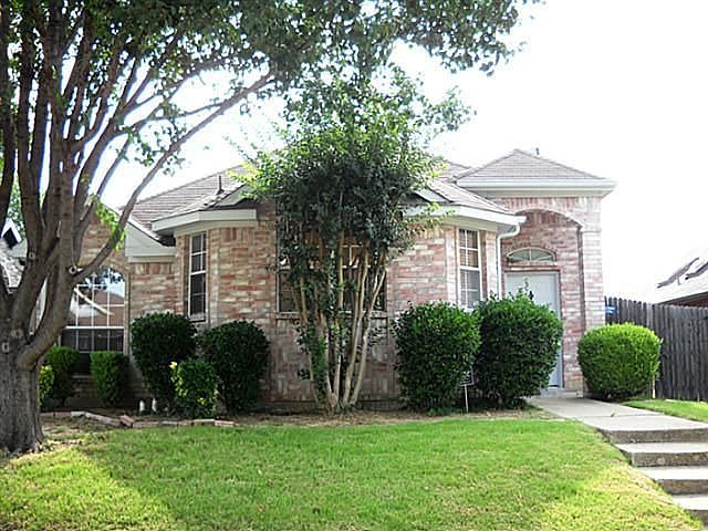 1st image of 914 Sako Ln