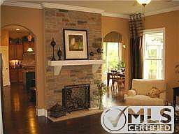 3rd image of 291 Godfrey Ct