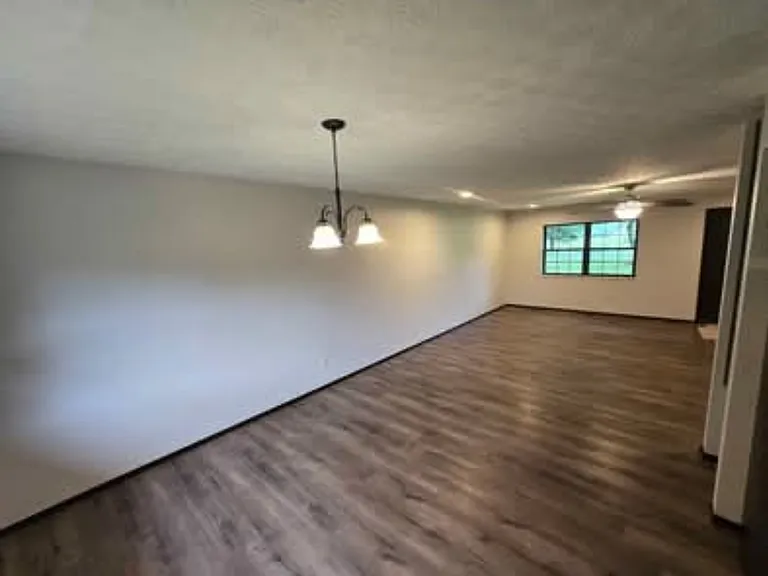 5094 Indian Hills Dr — Photo 8