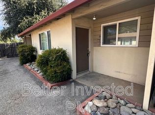 220 Ford St APT 16, Ukiah, CA 95482