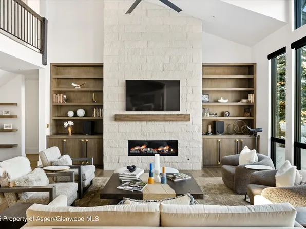 139 River Glen Rd, Carbondale, CO 81623