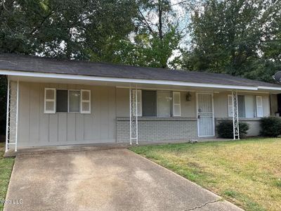 5585 Queen Eleanor Ln, Jackson, MS, 39209