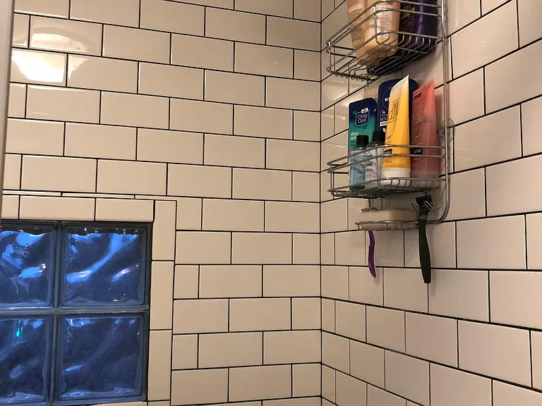 209 E Broadway St #5 — Photo 14