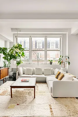 Rented by Compass | media 16