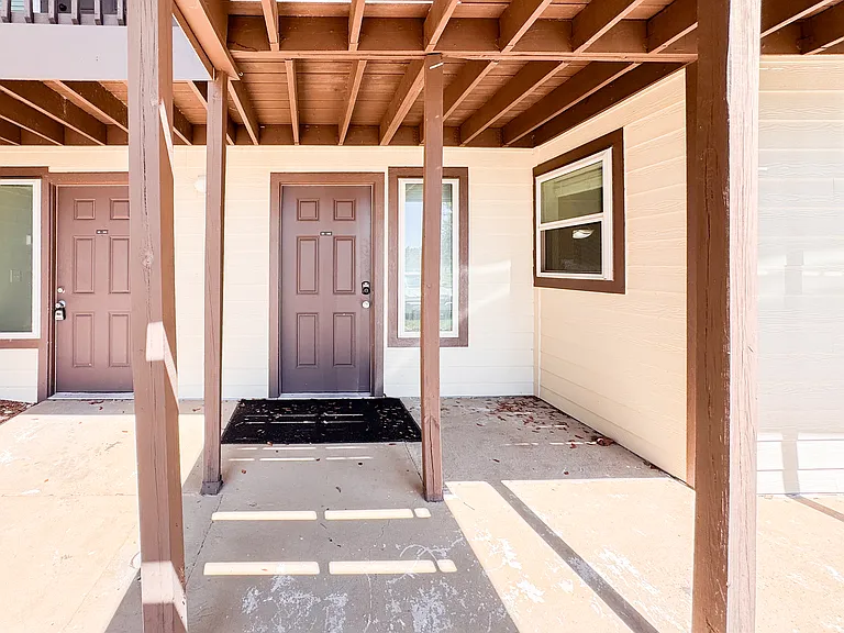 18102 Sandalwood Dr #102 — Photo 11