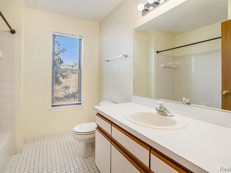 42672 Lilley Pointe Dr — Photo 12