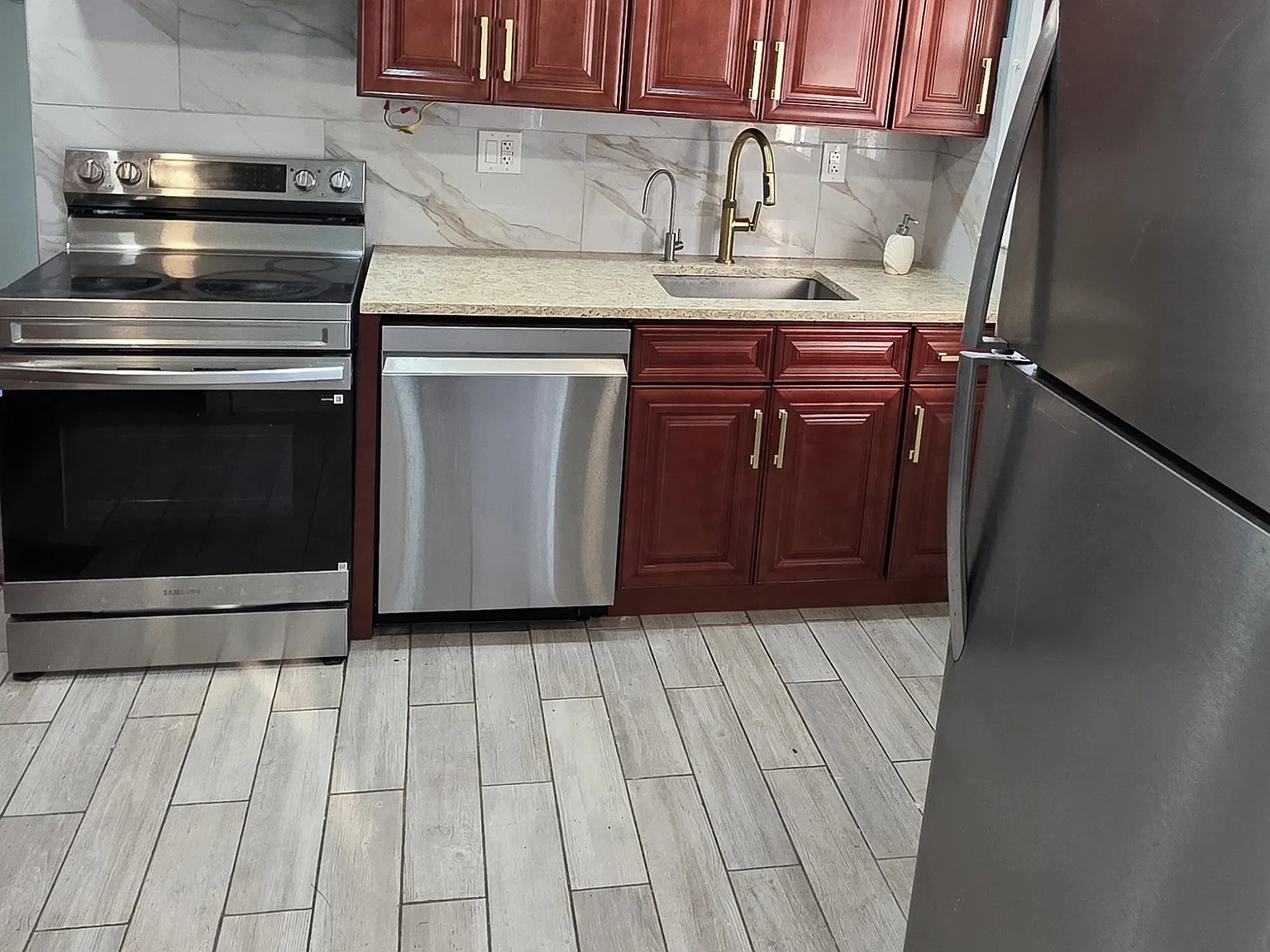 3 bed, 1134 sqft, $4,500 — Photo 4