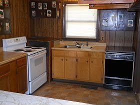 4th image of 5518 Woodlawn Dr
