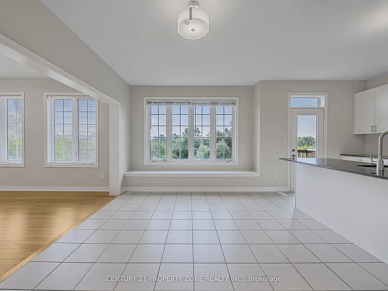 919 Green St — Photo 15