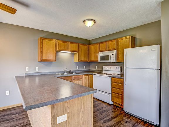 Kitchen Appliances Included
