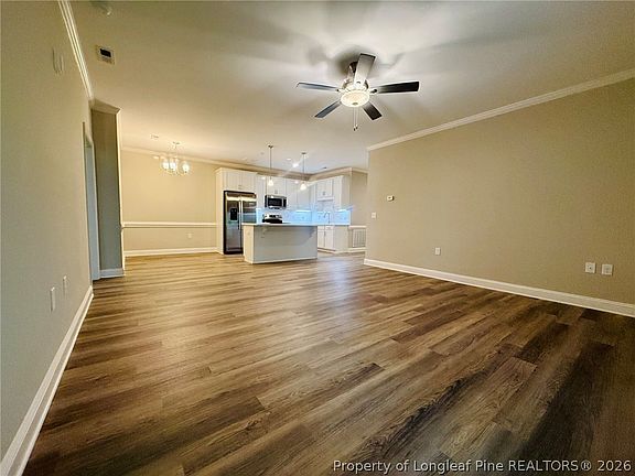 4th image of 188 Gallery Dr #102